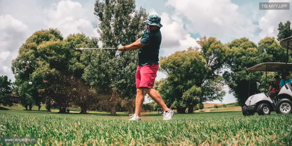 🎁精选周边，品质如金，让你的运动精神永不褪色！👕